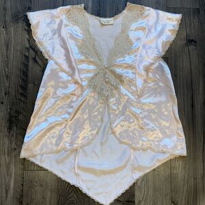 Victoria's Secret Vintage 80s 90s Lingerie Pink and Cream Lace Top. Size Large.